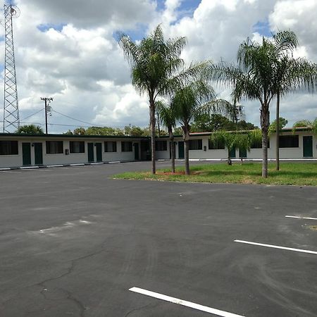 Economy Inn Okeechobee Bagian luar foto