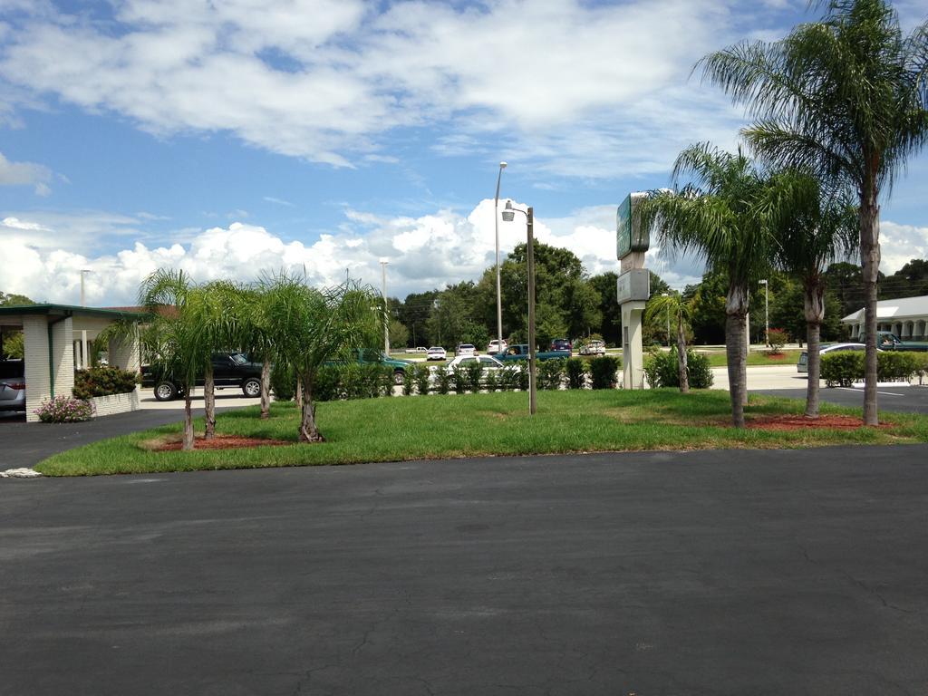 Economy Inn Okeechobee Bagian luar foto