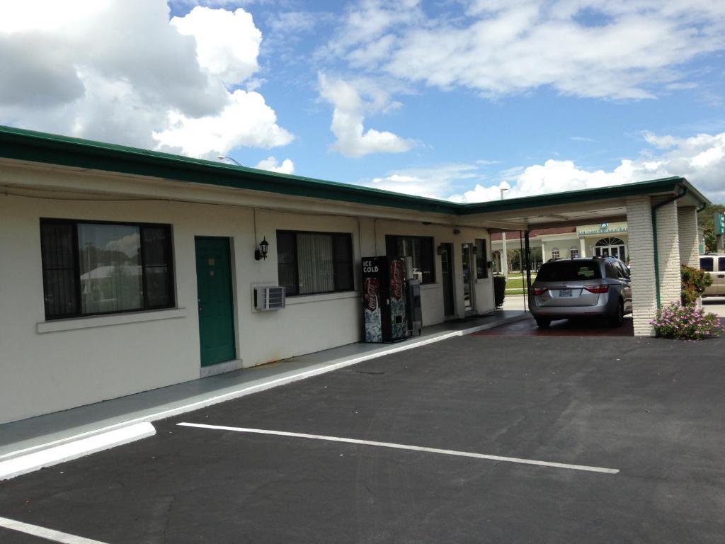 Economy Inn Okeechobee Bagian luar foto